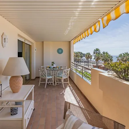 Espectacular Apartamento Estepona, Primera Linea De Playa, Totalmente Reformado En 2023 Apartamento