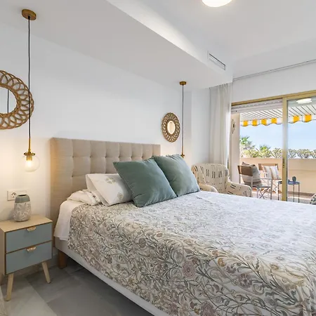 Espectacular Apartamento Estepona, Primera Linea De Playa, Totalmente Reformado En 2023 Apartment Estepona